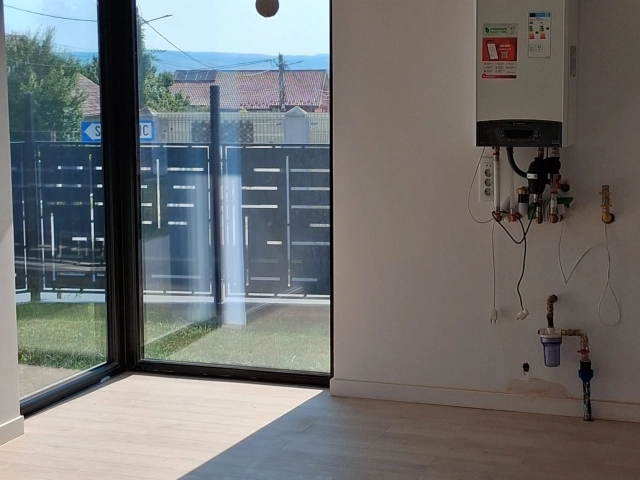 Casa 4 camere - Miroslava