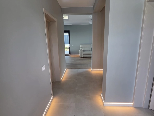 Casa 5 camere - Miroslava