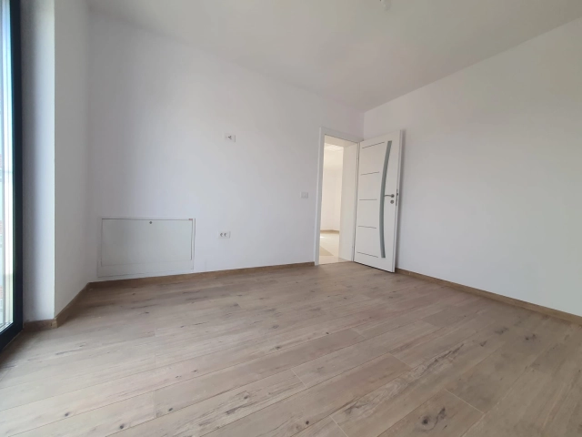 Casa 3 camere - Miroslava