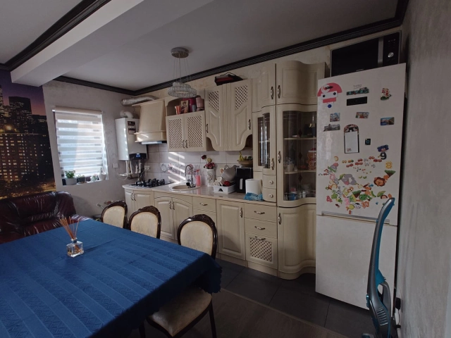 Casa 3 camere - Miroslava